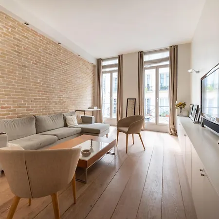 Gorgeous 1bedroom Industrial Style Flat-place Vendome